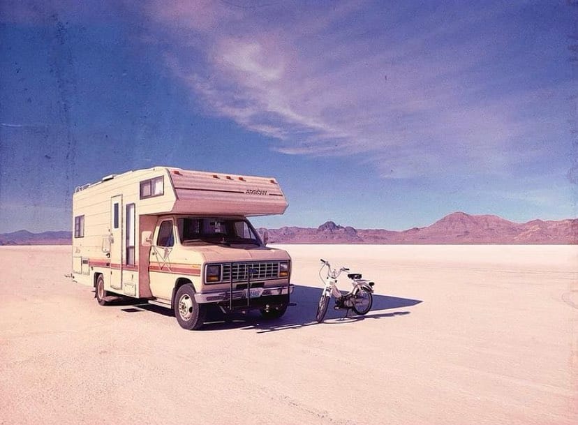 camper-in-der-wüste